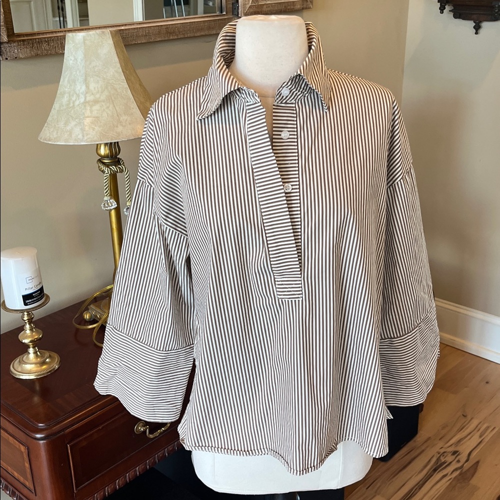 Bell Sleeve Brown White Blouse New